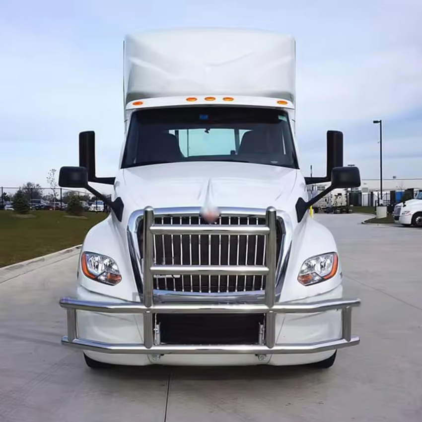 High Quality Front Grille Bumper Deer Guard Fit for Freightliner Cascadia Semi Truck Moose Bumper Price