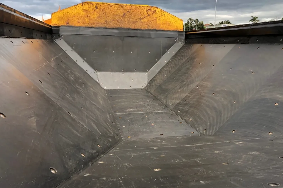 UHMWPE Hopper Lining