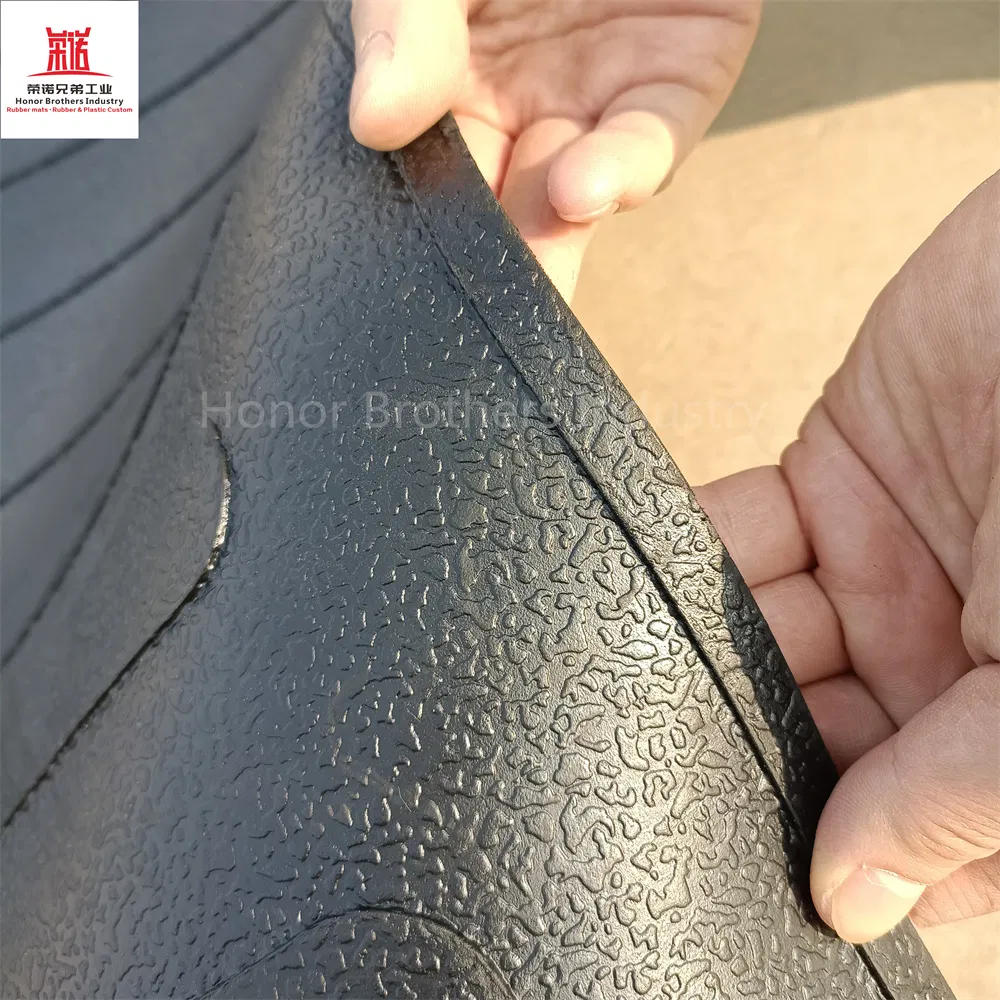 Customized Heavy-Duty Rubber Truck Mat, Pickup Bed Liner for Chevrolet Silverado/Gmc Sierra 1500 2019-2023