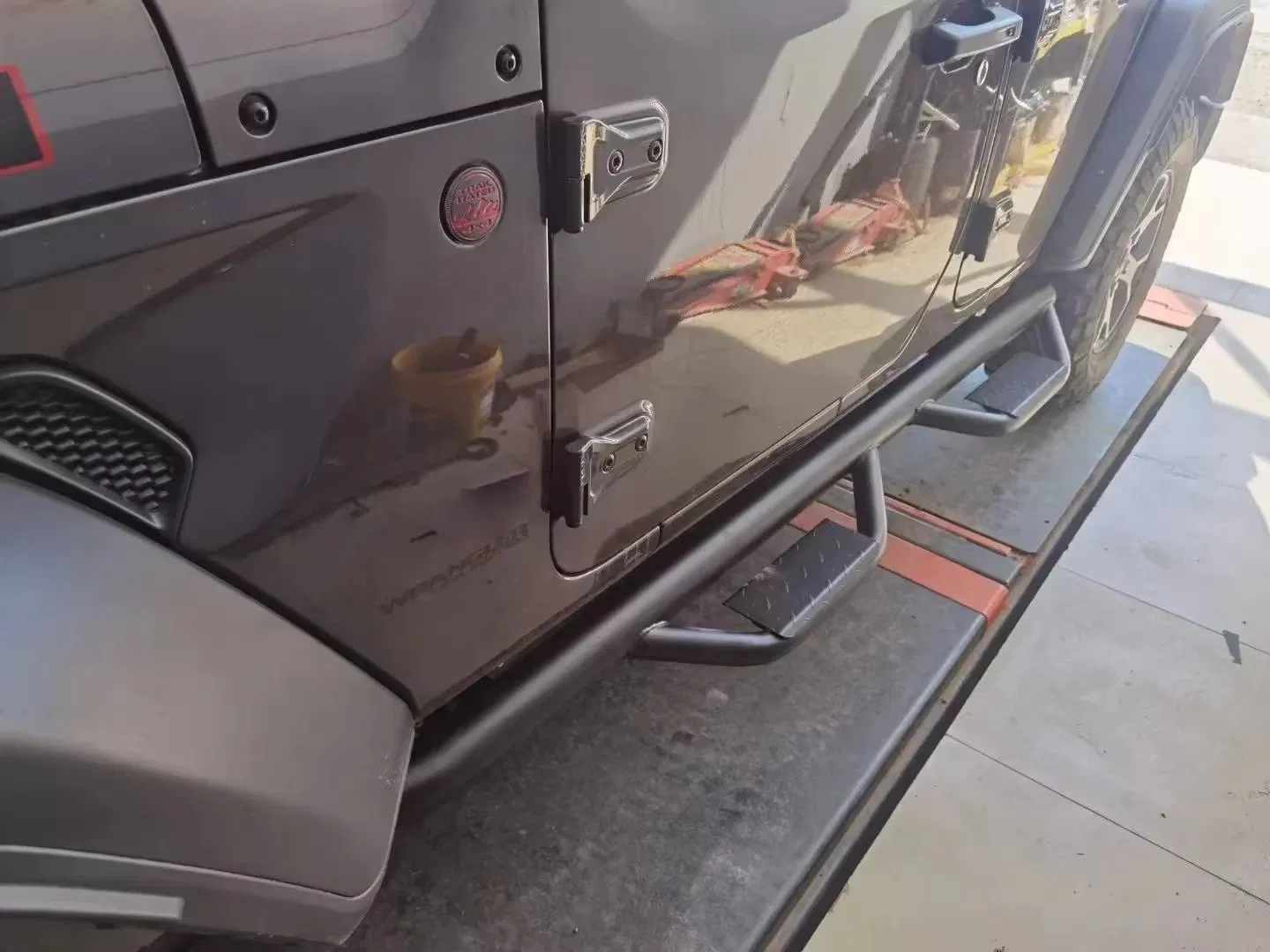 Texture Black Side Pedal Foot-Plate for Jeep Wrangler Jk 2007-2017 2018 4-Door Rock Sliders Side Step Running Boards with Dropped Steps