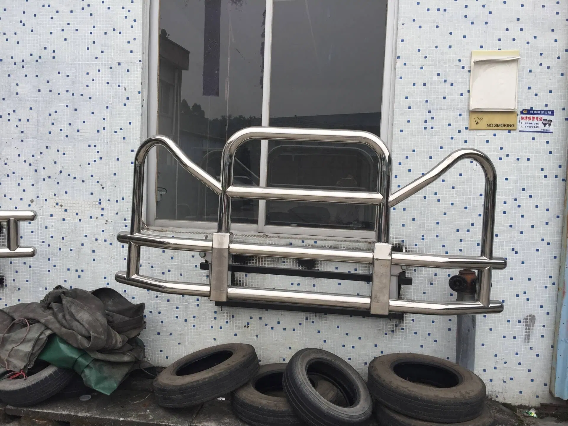 304 Stainless Steel Deer Grille Guards Front Bumper for Volvo Vnl Cascadia