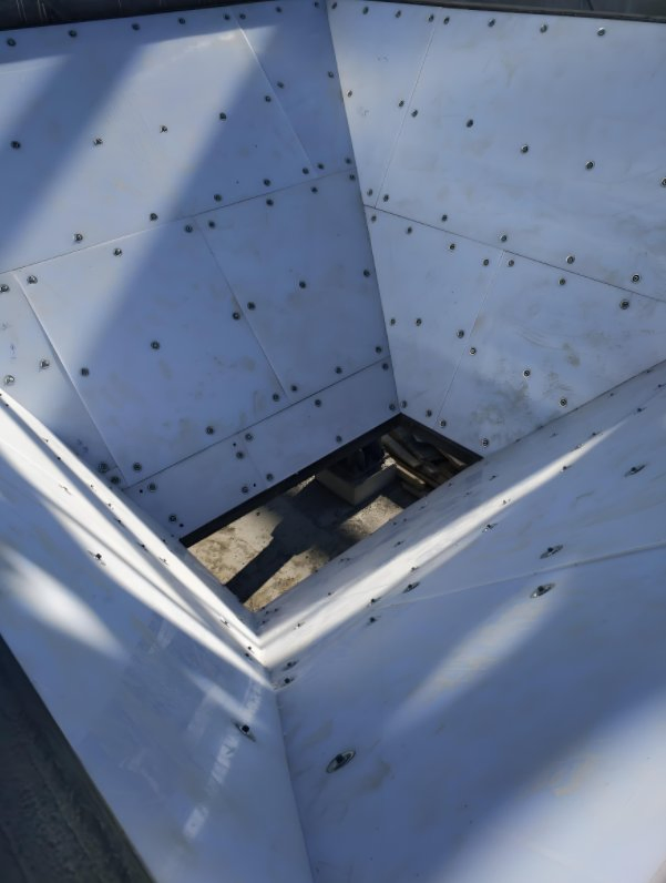 Custom Self-Lubricating Plastic Truck Bed Liners Non-Stick UHMWPE Liner Sheet