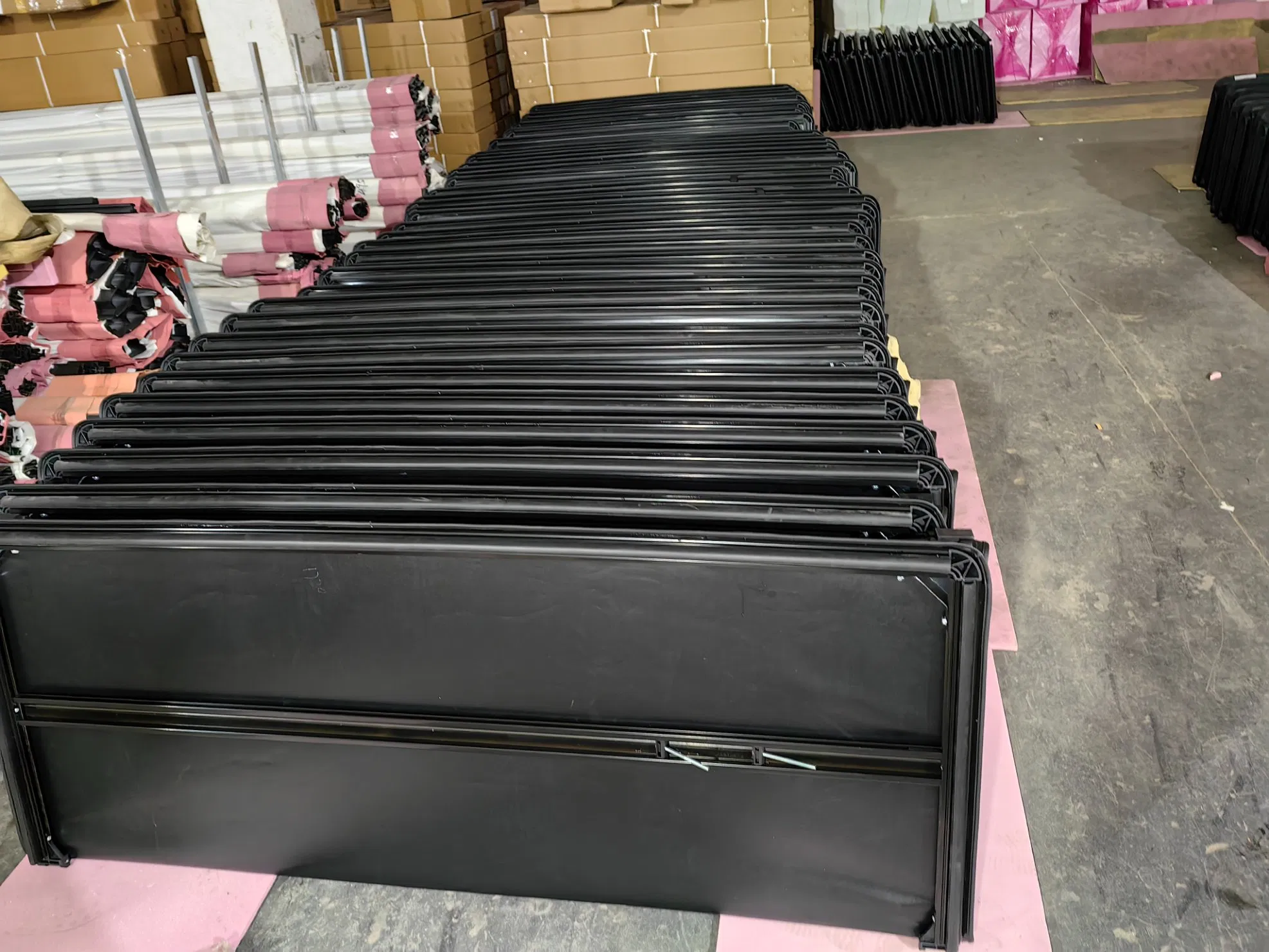 Factory Wholesale Bed Cover, Soft Tri Tonneau Cover for Ranger, Ford F-150, RAM, Tacoma