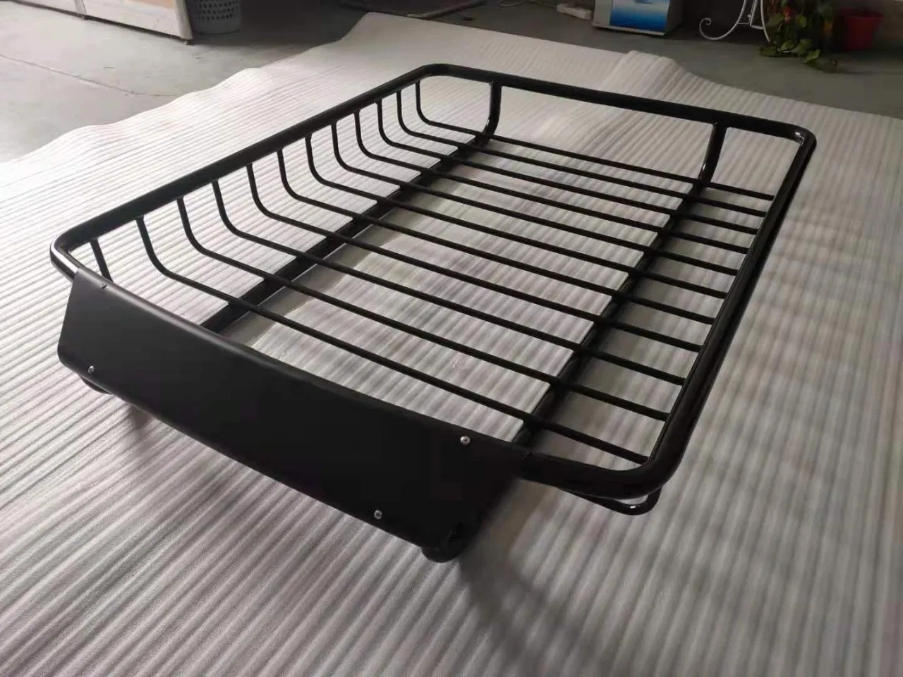 Hot Sale Universal Aluminum Alloy Roof Rack Luggage Basket Iron Luggage Carrier