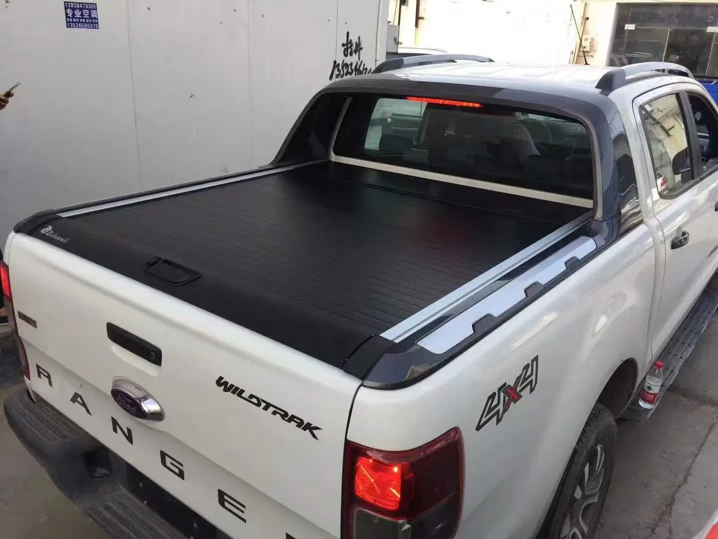 China Factory Resistant to Deformation Tonneau Cover for Cargo Box Conversion