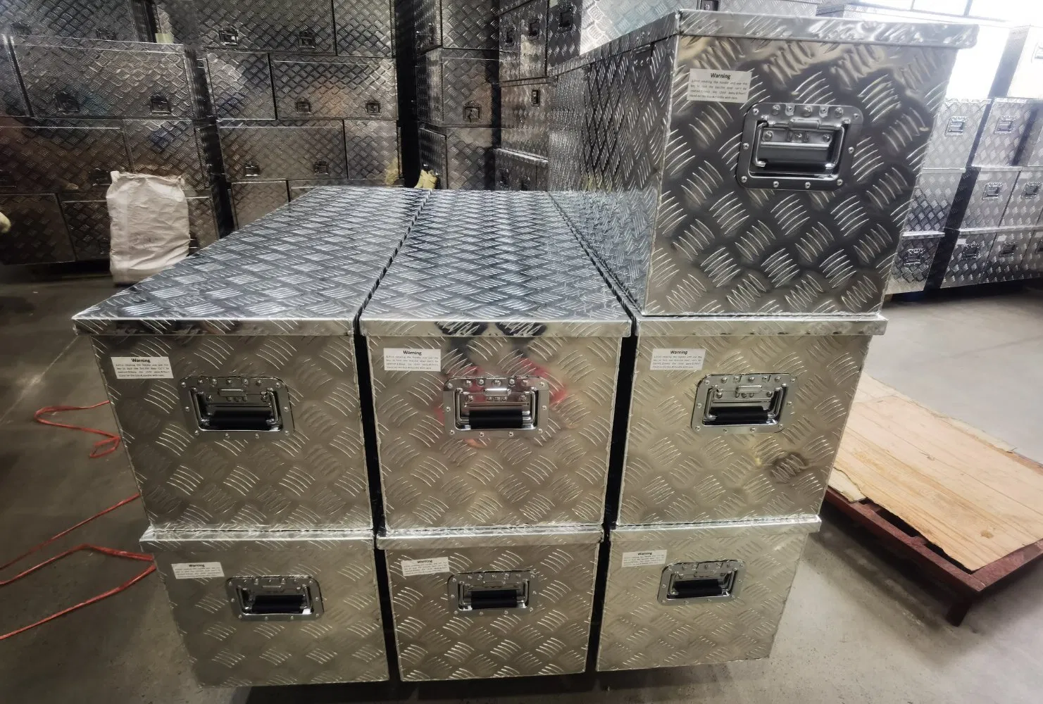 30inch Truck Trailer Transport Box Aluminum Storage Case Toolbox with Keys Silver