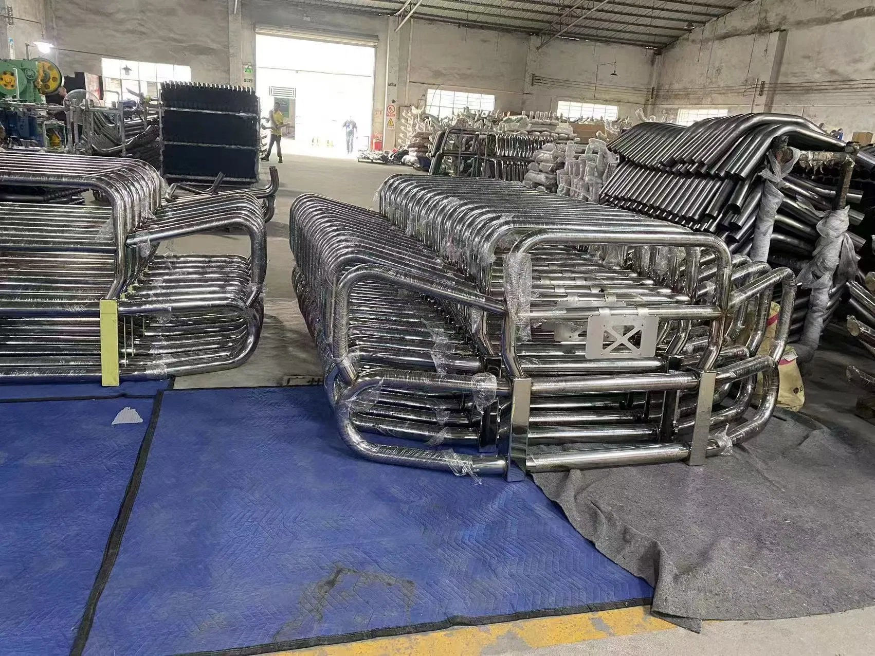 304 Stainless Steel Grille Guard for Volvo Kenworth T660 Peterbilt 386 Freightliner Cascadia International Prostar