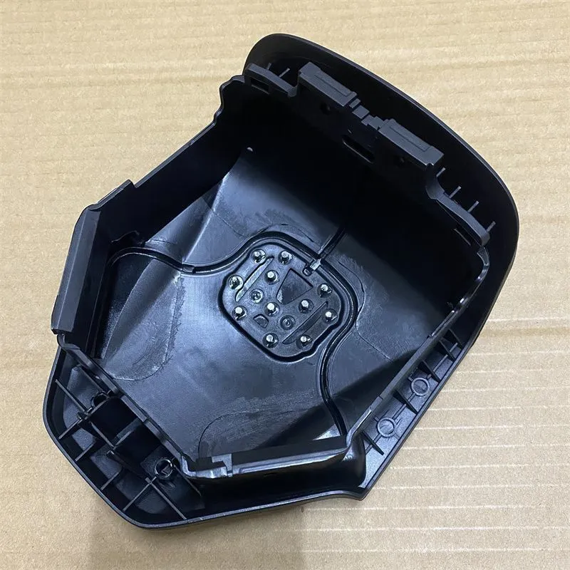 Steering Wheel Horn Airbag Cover Detail 2