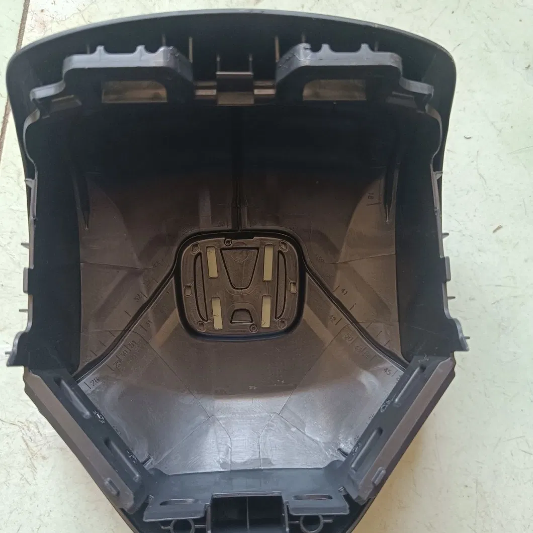 Steering Wheel Horn Airbag Cover Detail 4