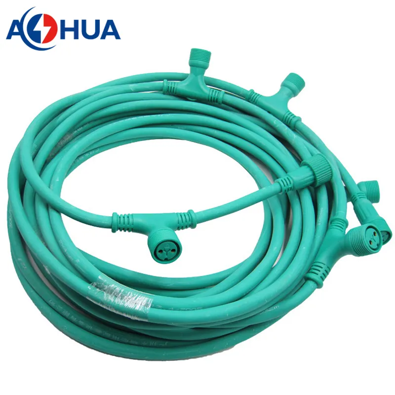 Distribuidor tipo T con conector macho hembra