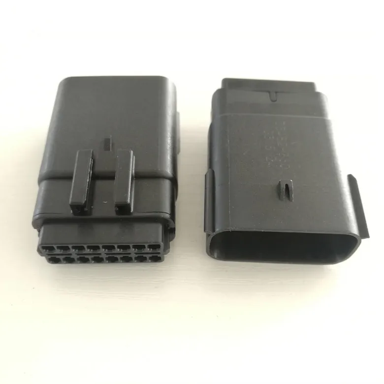 Conector hembra de 16 pines vista 2