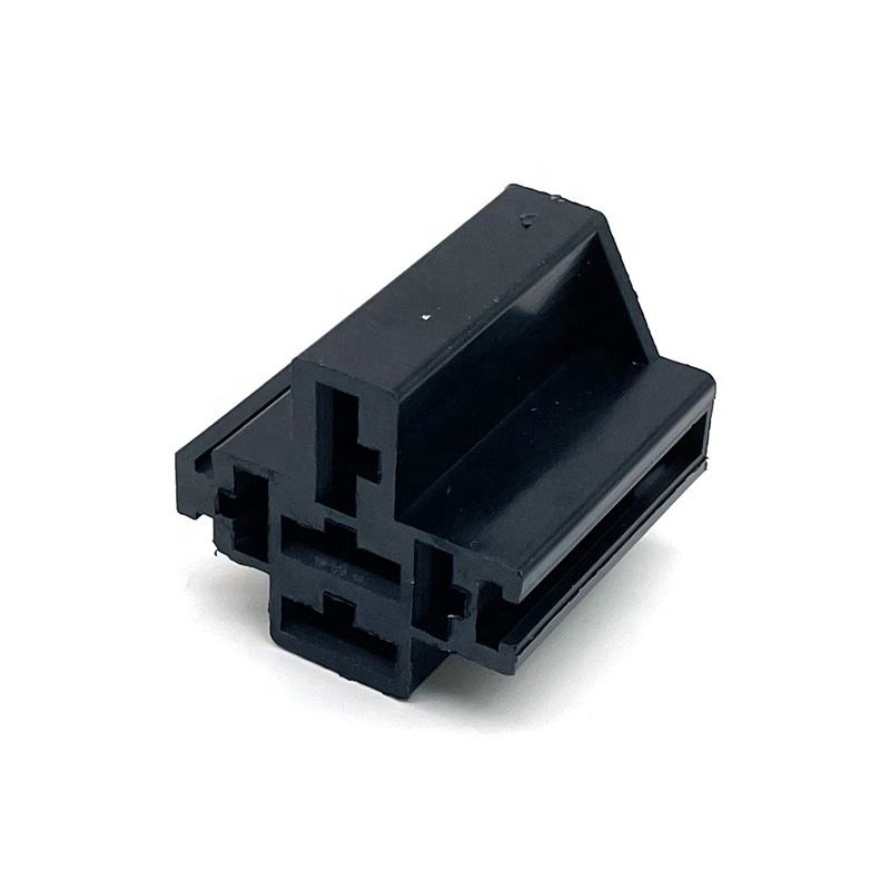 DJ7051A-6.3-9.5-21 Conector 5 de Pasador IP67 Impermeable PA6 Automotriz para Relés de Alta Potencia