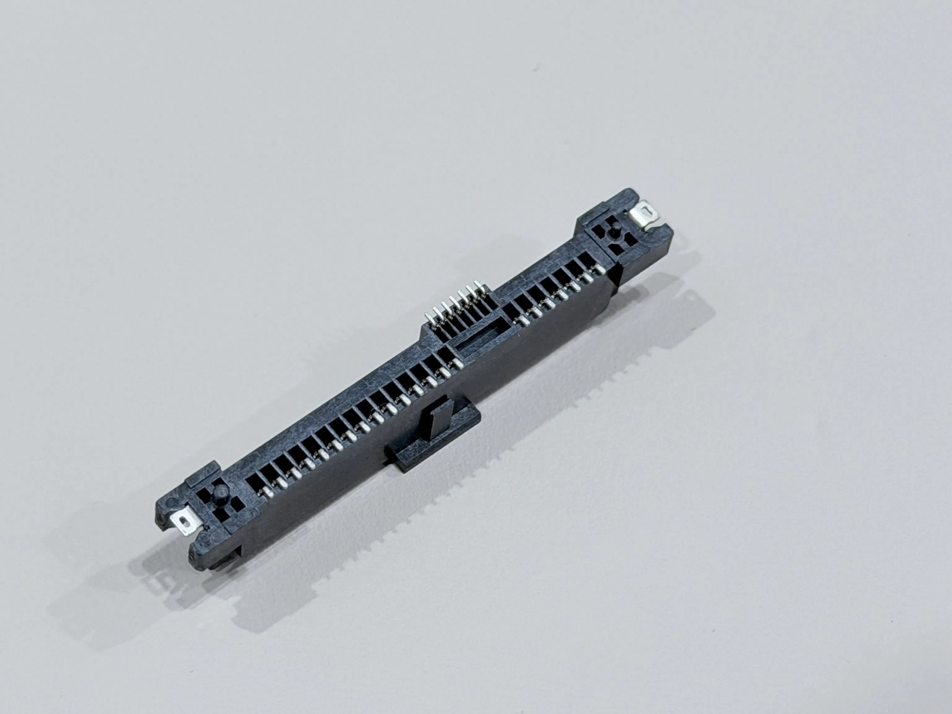 Sas 29pin Conector PCB Femenino SMT 1.27mm Paso, 30u" Conector de Terminal de Señal Electrónica de Oro para Servidor, Potencia Automotriz y Transmisión de Cable Personalizado