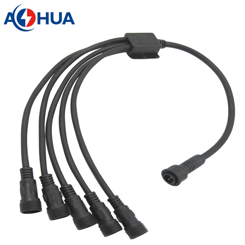Distribuidor con conector macho/hembra resistente al agua