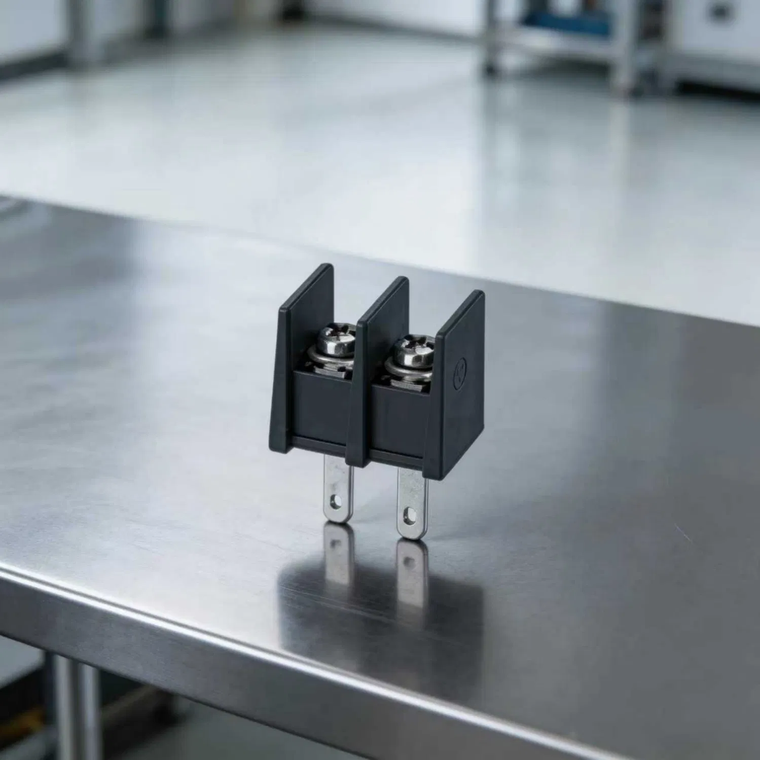 Conector de terminal BNC de bloque eléctrico con lengüeta de cable de barrera en ángulo recto para accesorios de cableado de potencia y montaje en PCB
