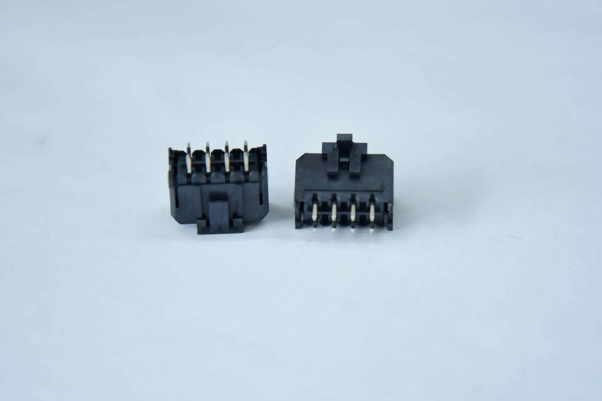 Conector de Terminales de Encabezado Vertical de Doble Fila de Micro Fit 3.0 con Pines y Postes Chapados en Estaño 2X4 para Placa de Circuito Impreso a Placa 100u para Potencia y Automotriz