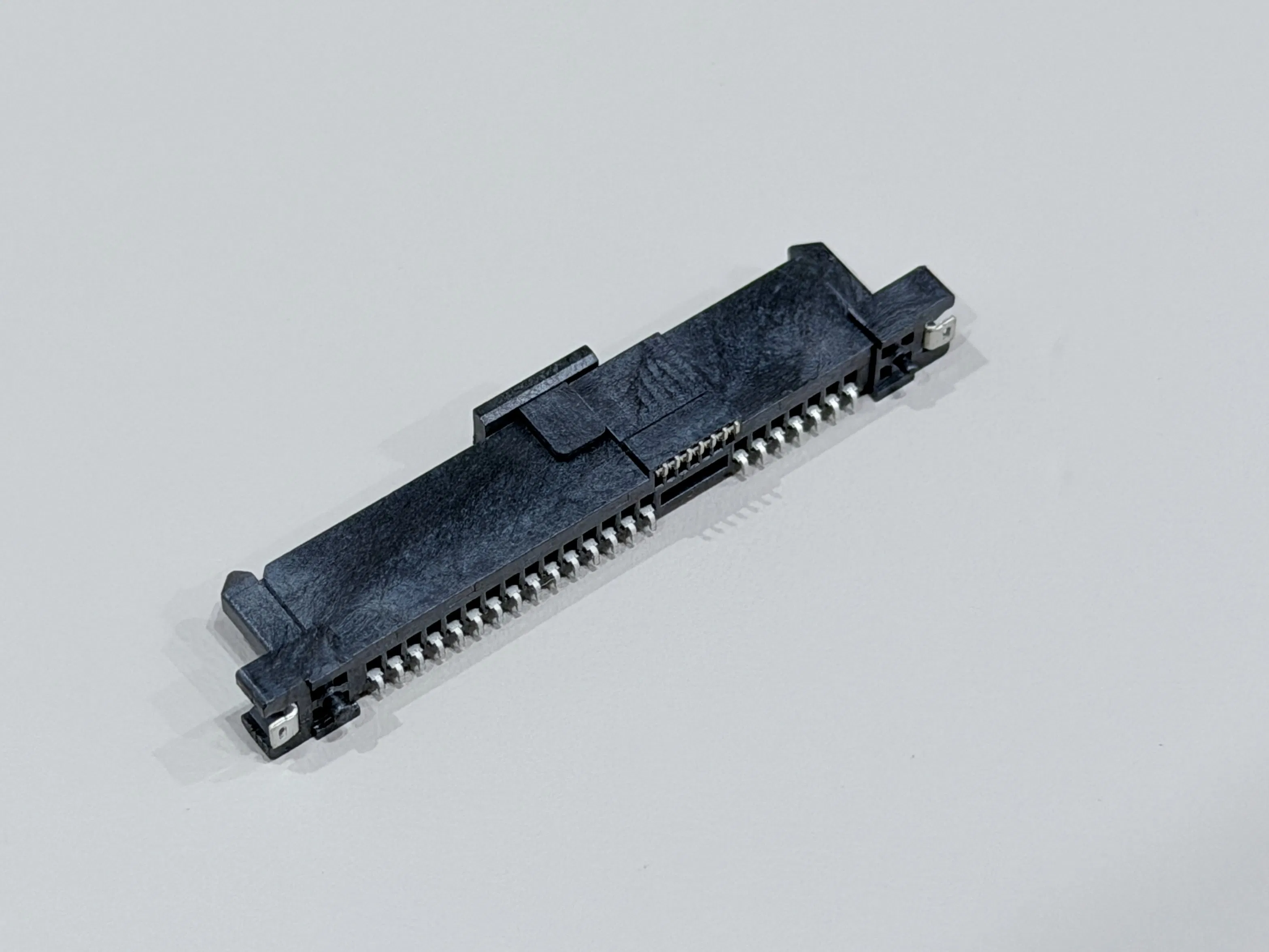 Sas 29pin Conector PCB Femenino SMT 1.27mm Paso, 30u" Conector de Terminal de Señal Electrónica de Oro para Servidor, Potencia Automotriz y Transmisión de Cable Personalizado