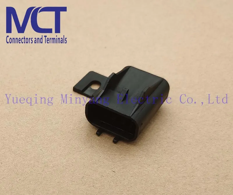 Conector de tapa de fusible automotriz 12033731