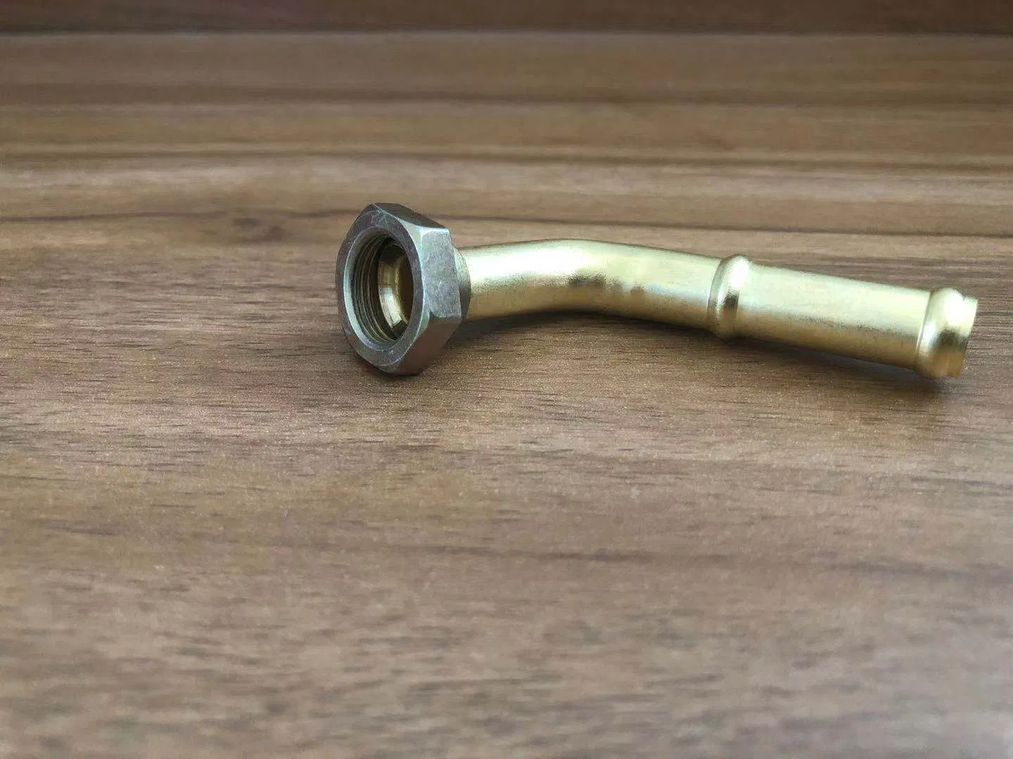 Conector de enfriador de piezas de máquina de aluminio