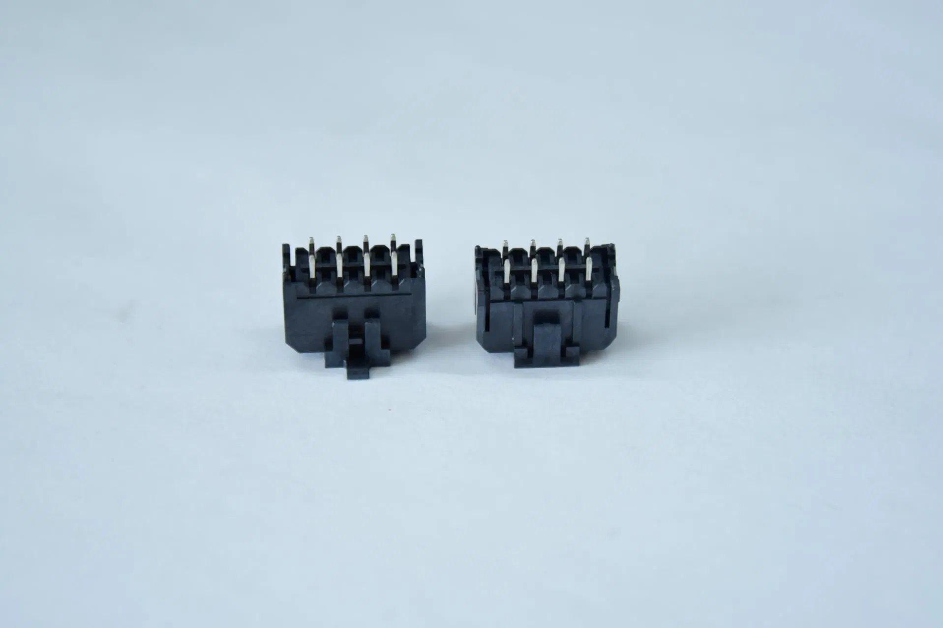 Conector de Terminales de Encabezado Vertical de Doble Fila de Micro Fit 3.0 con Pines y Postes Chapados en Estaño 2X4 para Placa de Circuito Impreso a Placa 100u para Potencia y Automotriz