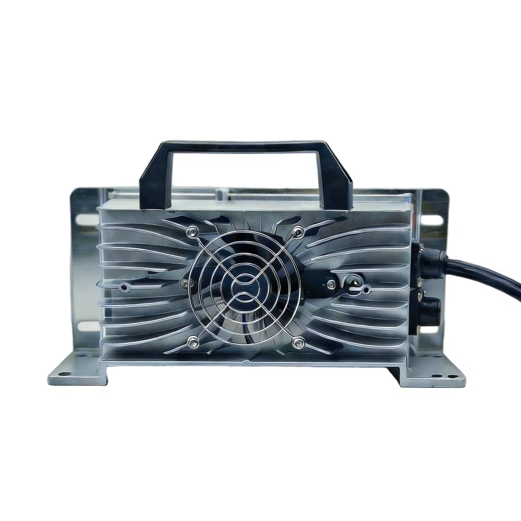 58.4V25A Carregador de Bateria de Lítio à Prova d'Água de Alta Eficiência LiFePO4 para Carrinhos de Golfe