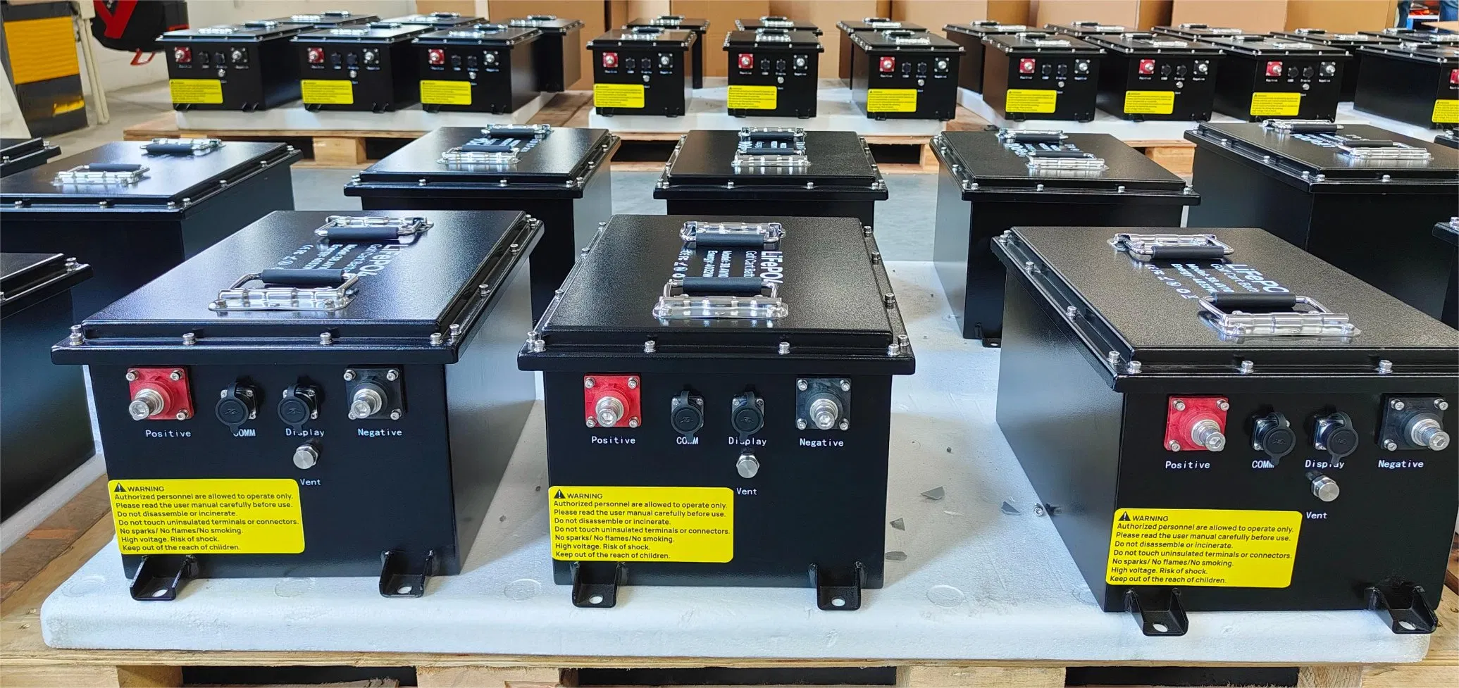Bateria de Golfe de Alta Qualidade com Baixa Taxa de Autodescarga 25.6V 105ah LiFePO4