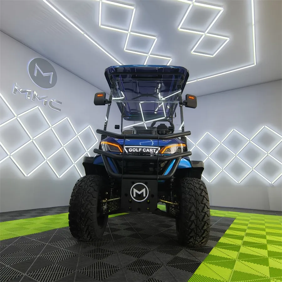 Carrinho de Golfe Elétrico Club Car com Quatro Rodas Levantadas para Caça Off Road com Bateria de Lítio 4 Lugares