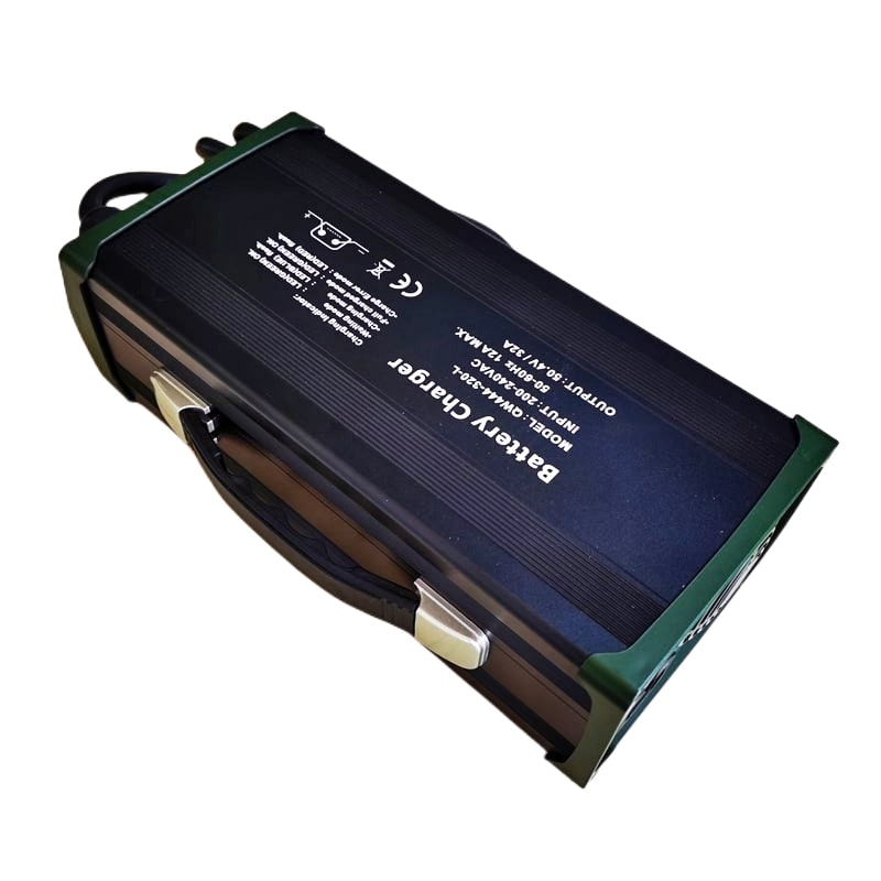Carregador DC para Bateria de Íon de Lítio/Polímero de Lítio com Pfc com CE para Bicicletas Elétricas Carrinho de Golfe Elétrico Patinete de Alta Potência 84V 13A 1200W 20s 72V 74V