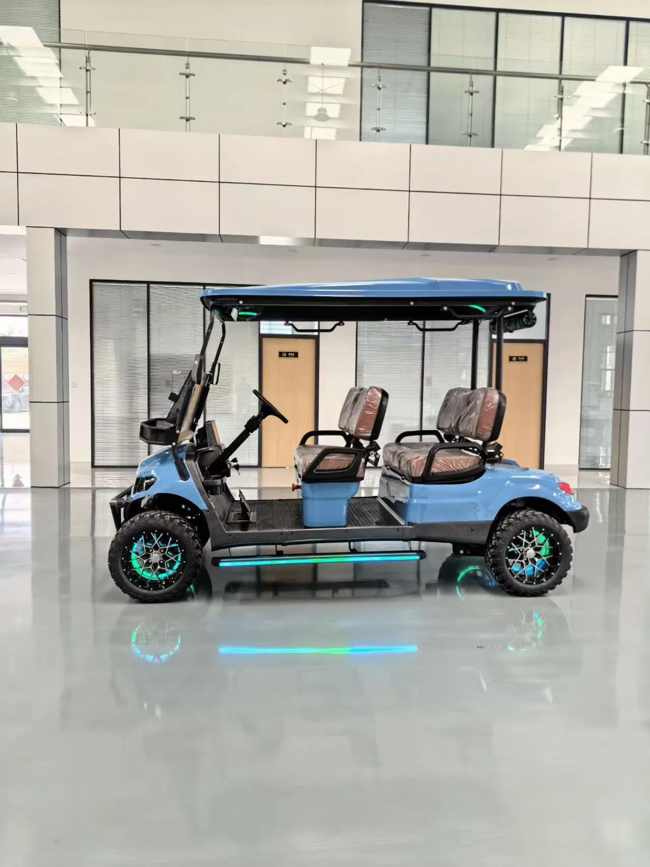 Carrinho de Golfe Elétrico Mini Chinês de Alto Desempenho 2/4/6/8 para Uso em Resort