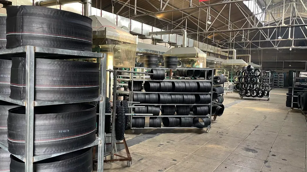 Best Quality Tire 225/55-8 225/40-10 215/40-12 215/35-12 215/50-12 225/35-12 Lawn and Gardentire, Golf Cart Tyre