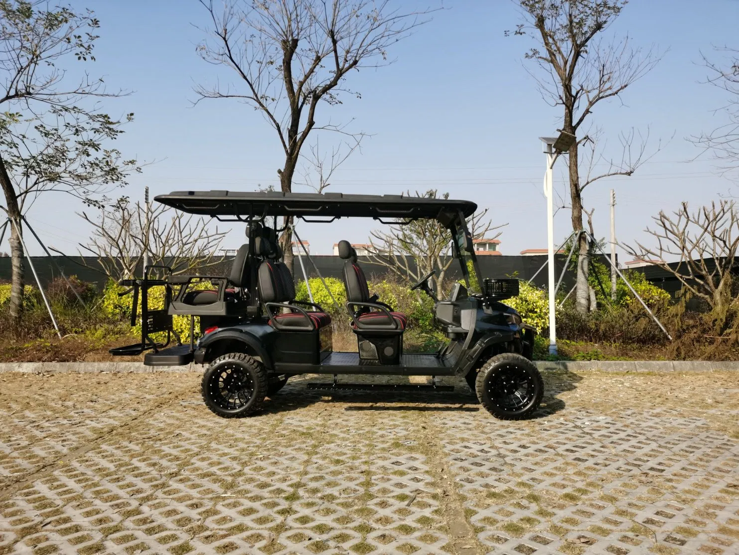 4+2 Veículo Utilitário Elétrico de Golfe para 4+2 Passageiros com Recursos de Segurança