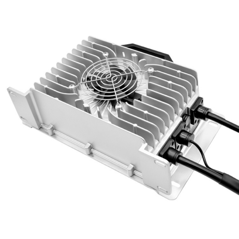 48V/60V LiFePO4 Carregador de Bateria 30A Carregamento Rápido, IP67 À Prova D'Água, 58.4V/73V Saída, para E-Rickshaw, Carrinho de Golfe, Veículos de Passeio e Limpeza 3 Ano