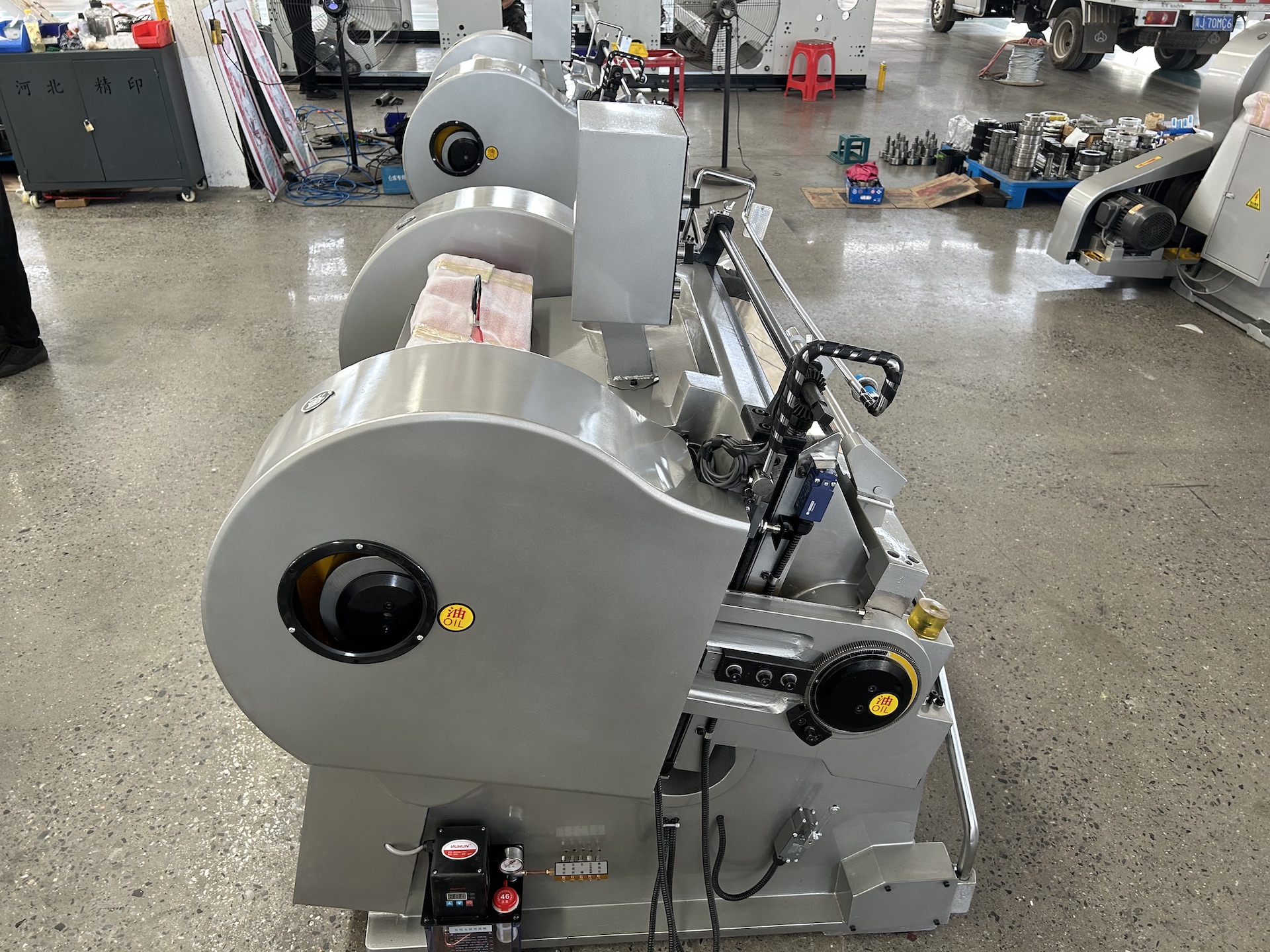 New Manually Die Cutting and Punching Machine for Carton Box 5KW 18-25 PCS/Min