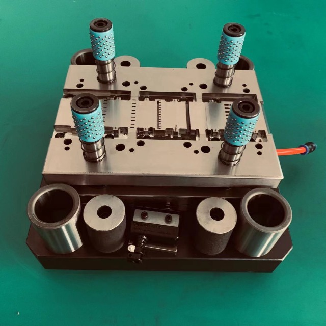 Progressive Metal Stamping Die Set Stainless Steel Punch Die and Deep Drawing Die Machining Services