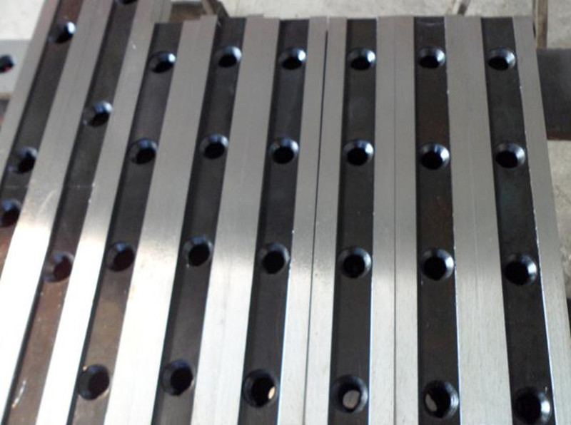 Customizable CNC Bending Machine Press Brake Tooling Dies Tool on the Mold Clamping