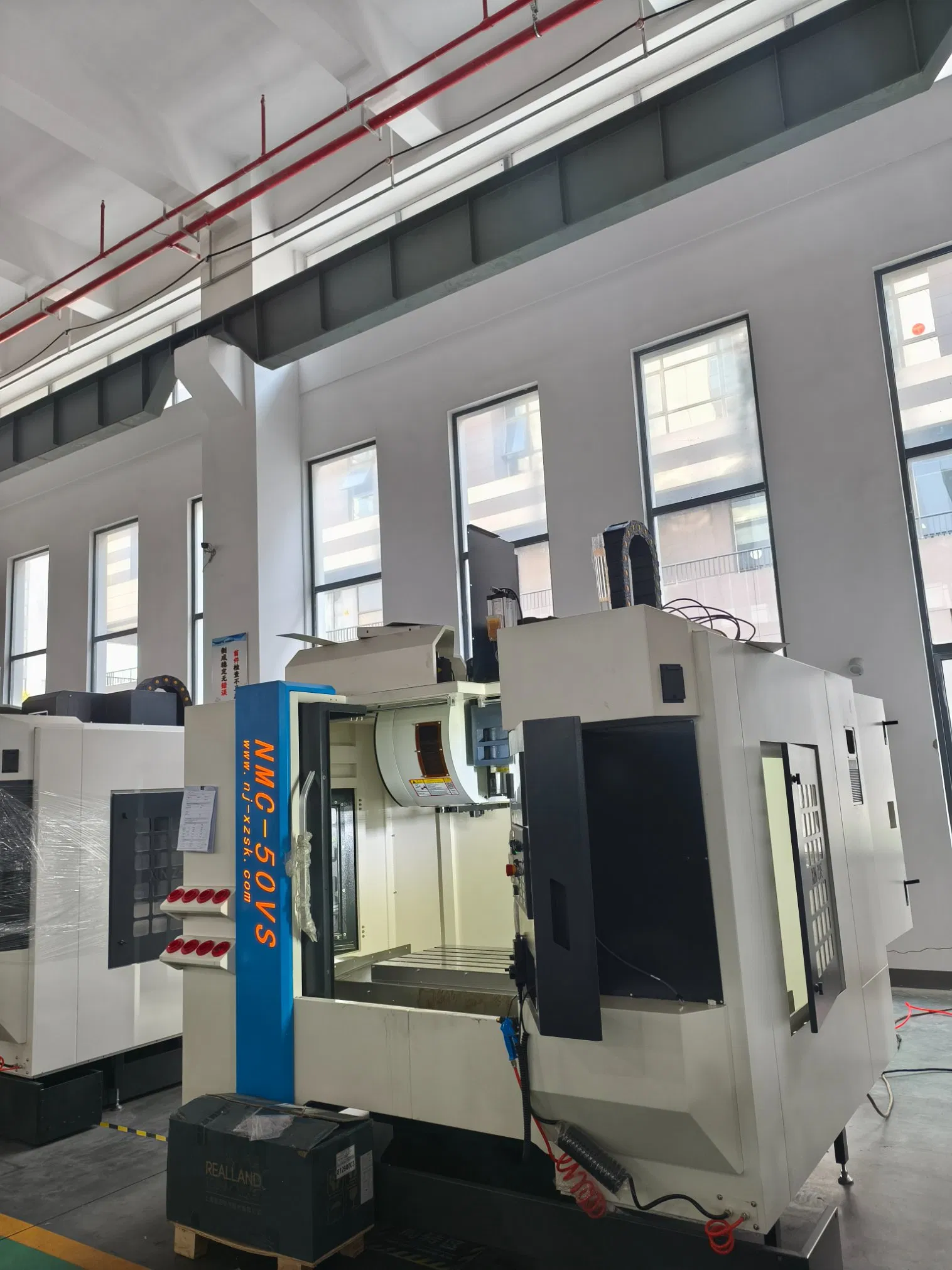 High-Speed and High-Precision Fanuc System 3/4/5-Axis CNC Nmc-50vs