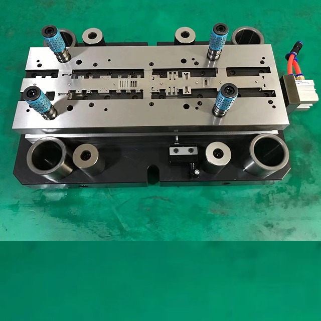 Progressive Metal Stamping Die Set Stainless Steel Punch Die and Deep Drawing Die Machining Services