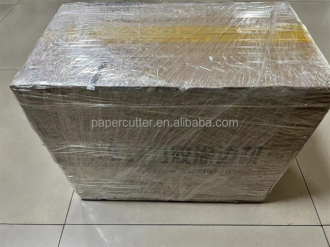 Packaging Detail 1