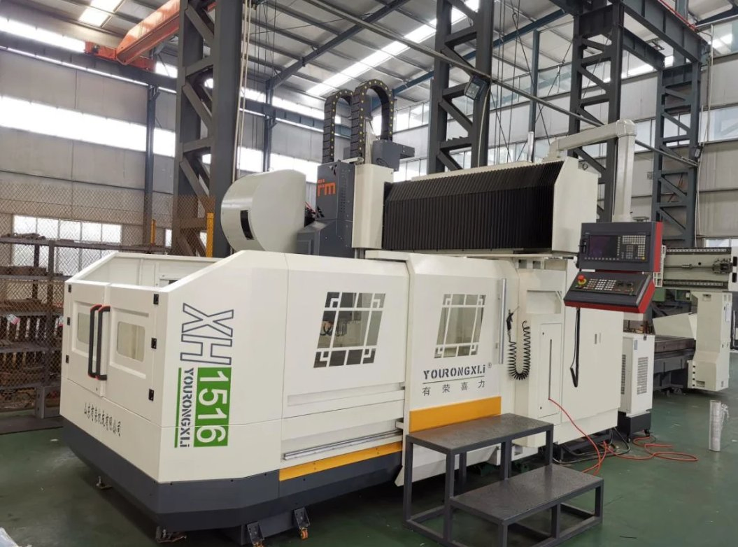 Xh1516 Gantry CNC Turntable 828d System