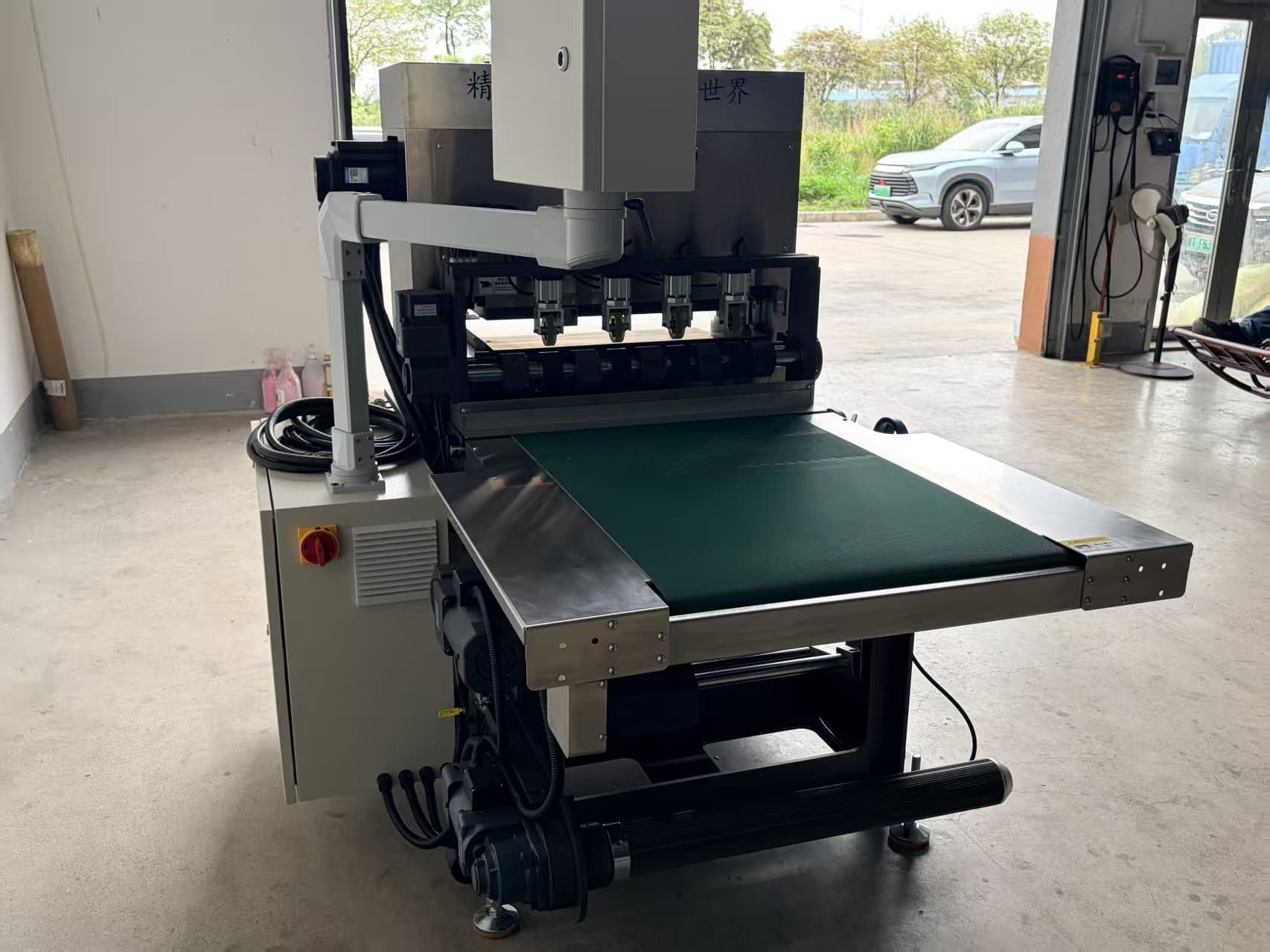 Efficient High-Accuracy Automatic Die Cutting Equipment with PLC Core for Electric Driven Metal Packaging