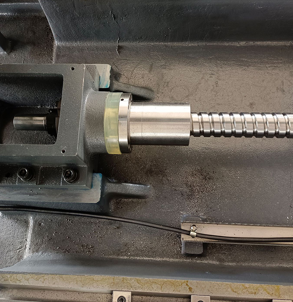 C3-grade Lead Screw