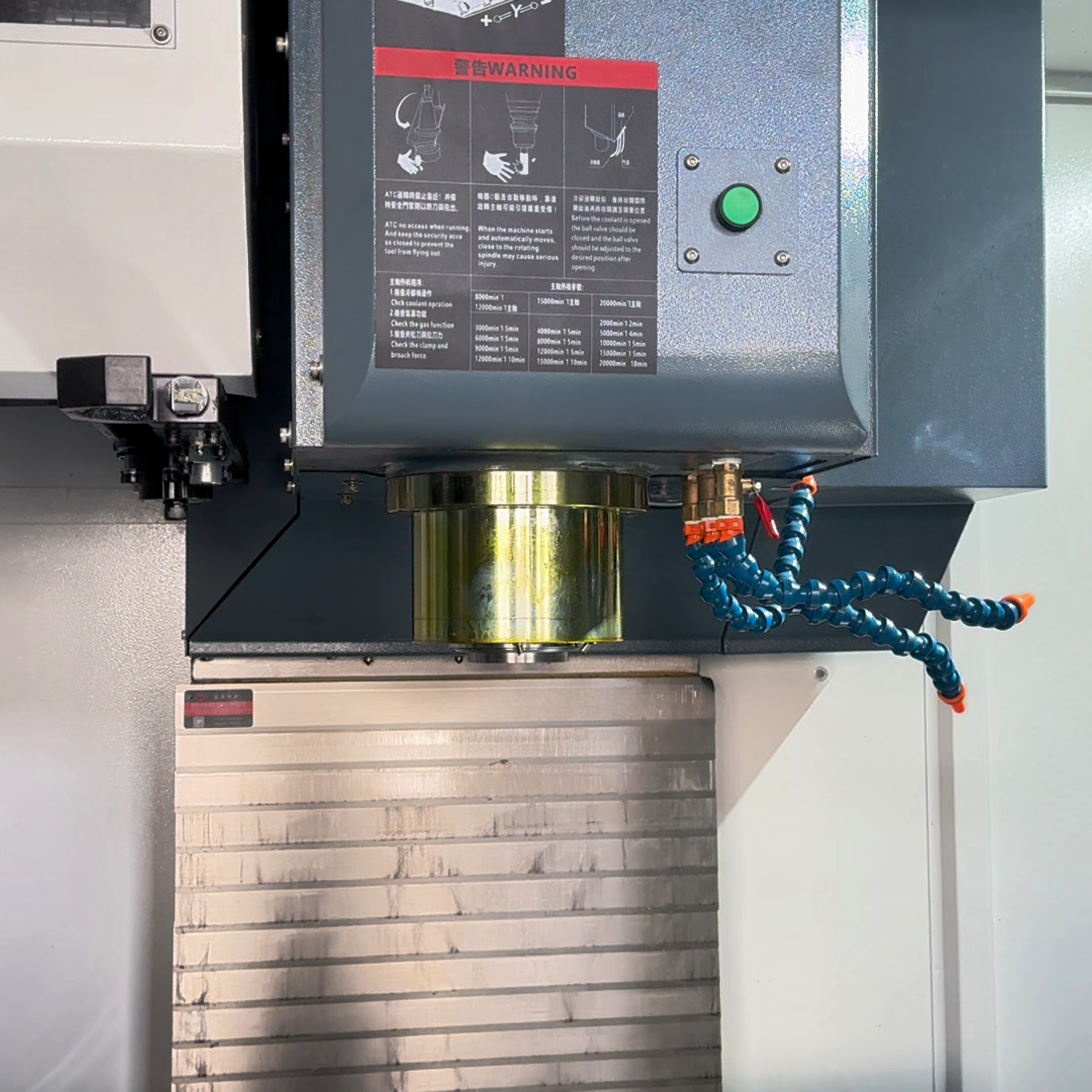 ML-850 Vertical CNC Machining Center High Precision Linear Guideways 3 Axis Control Efficient Mold Metal Cutting Drilling
