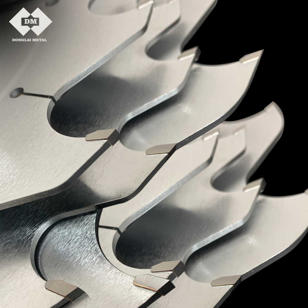 Long-Life Industrial DM 250 36T Multi-Blade Saw High-Temperature Quenching High Frequency Welded for Wood-based Material Cutting