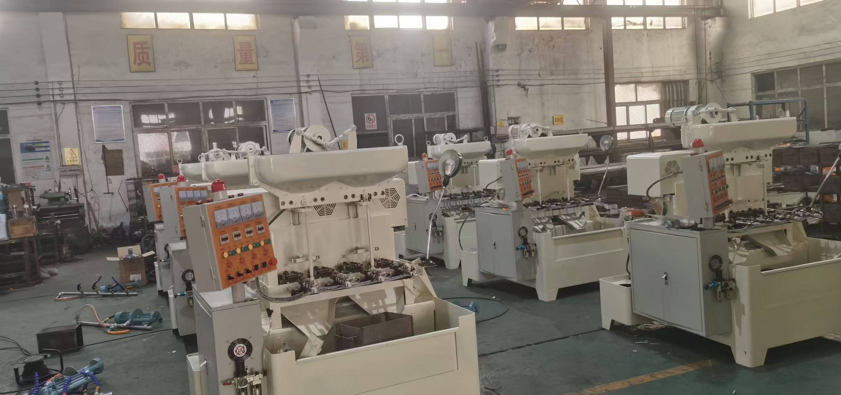Multifunctional Automatic Two- Spindle Tapping Machine with Gear and Motor for High Productivity Thread Cutting &amp; Rolling