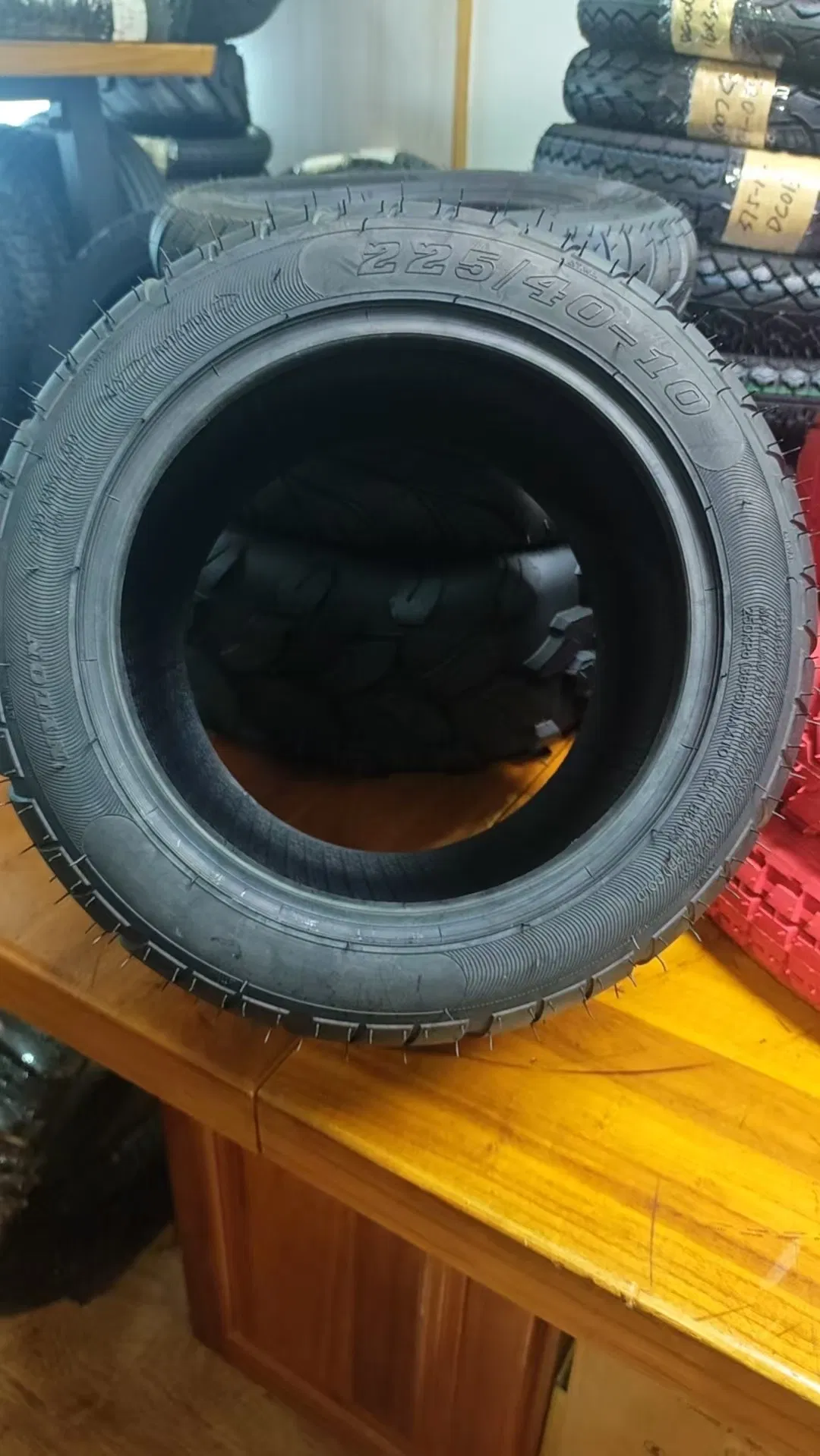 Best Quality Tire 225/55-8 225/40-10 215/40-12 215/35-12 215/50-12 225/35-12 Lawn and Gardentire, Golf Cart Tyre