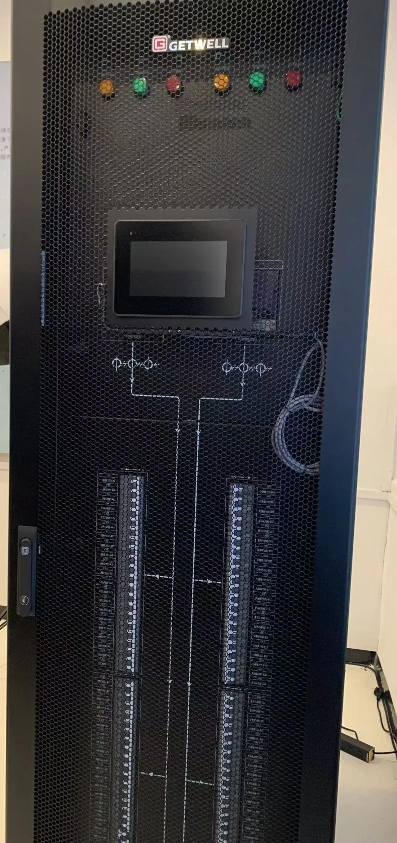 High-Efficiency Modular Power Distribution Units for Data Centers