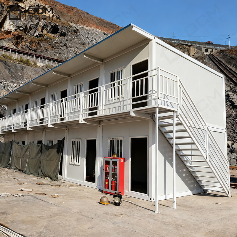 Flat Pack Container House Easy to Assemble Transport for Backyard Vacation/Guest Room