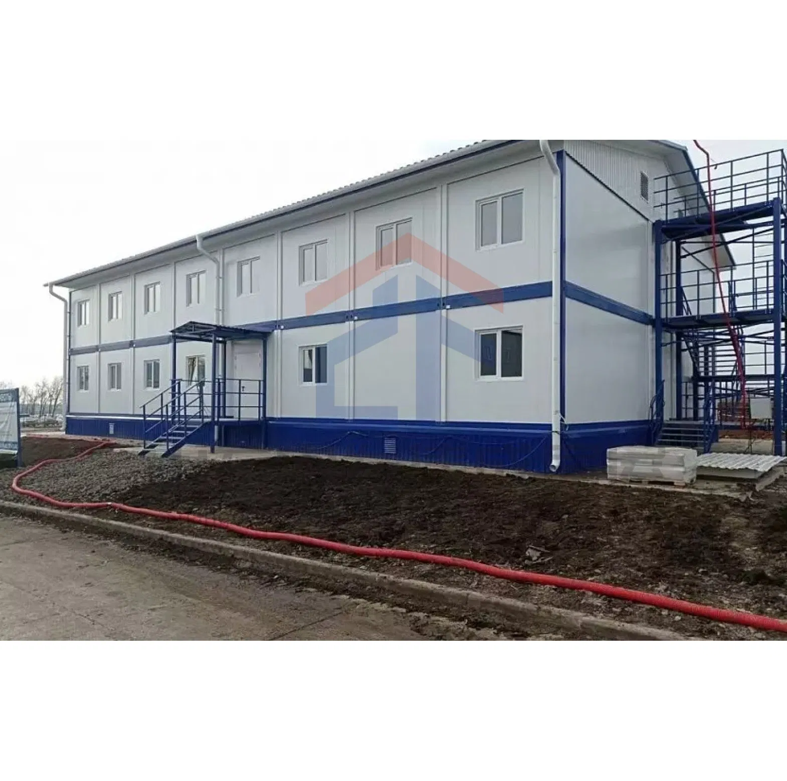 Tiny Living Luxury Prefab Modular Steel Prefabricated Prefab Container House Temporary Building Office Project Housing Camp Building