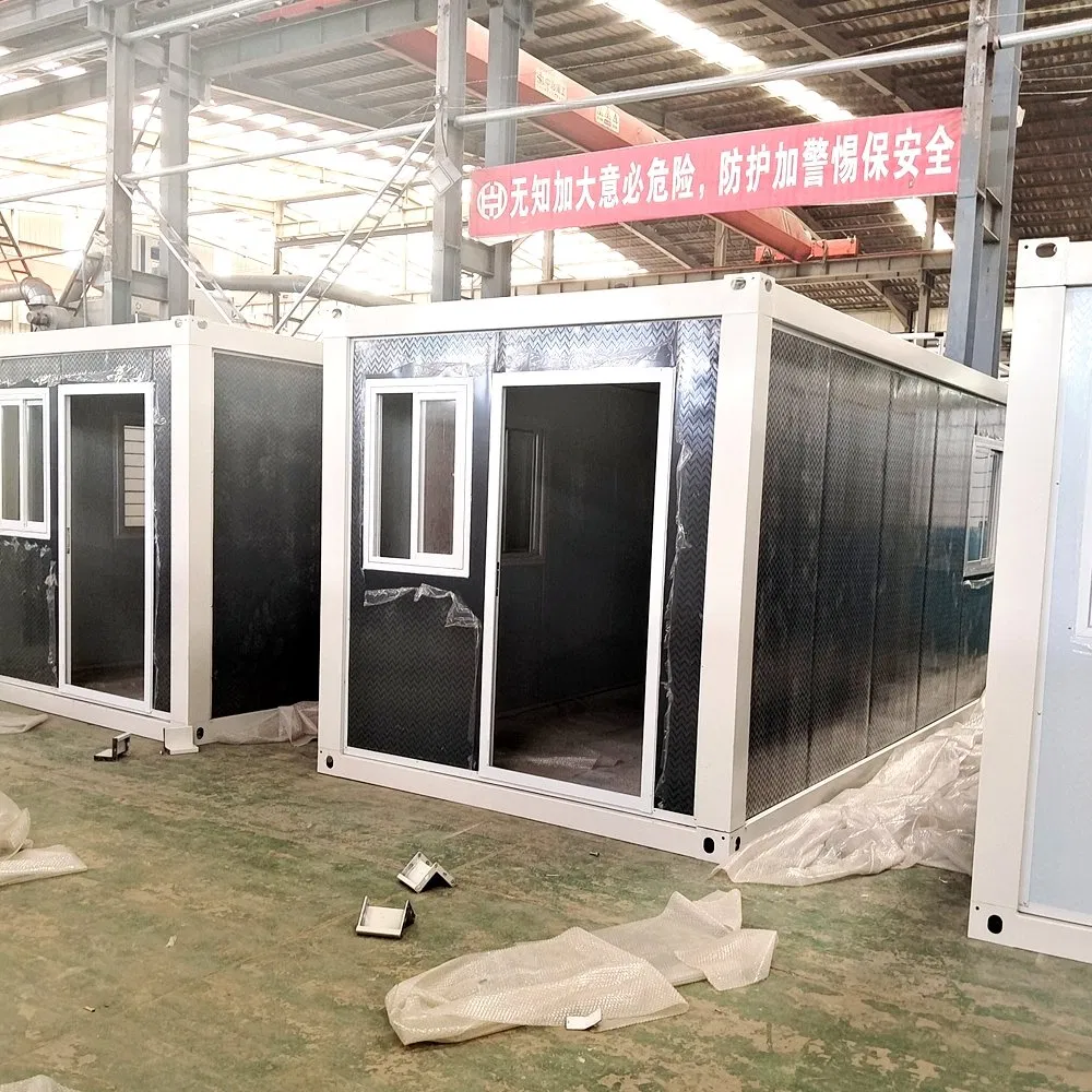 Contemporary Steel Prefab Container Home for Outdoor Living