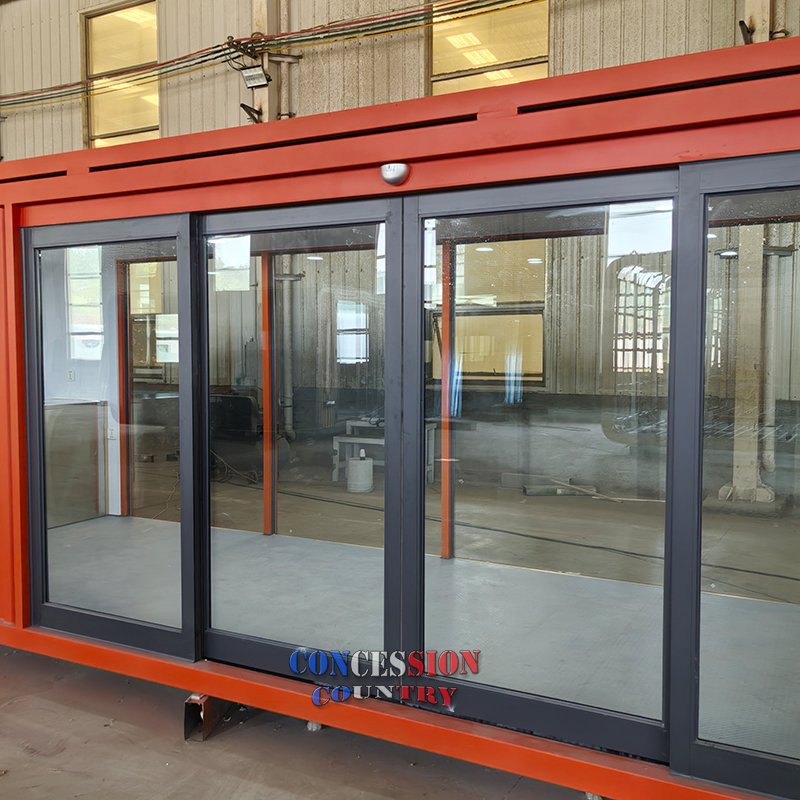 40FT Container Restaurant Prefab Shipping Container Cafe Shop Retail Spaces